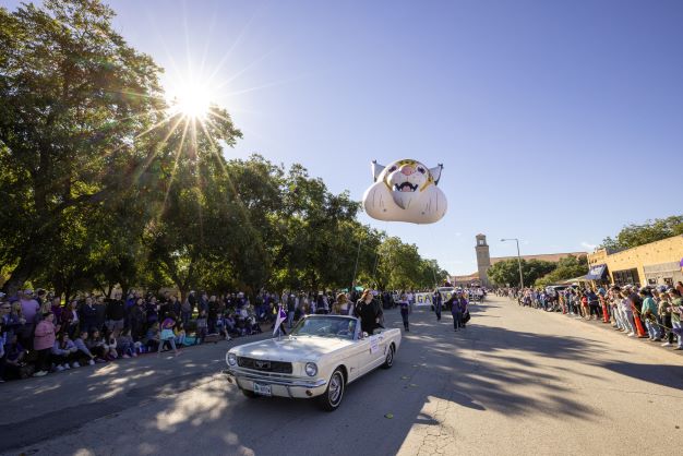 Abilene Christian University’s Homecoming theme – “All Roads Lead Home” – encourages alumni to return to Abilene for a full weekend of activities on campus Oct. 13-16.