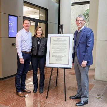 Steve and Linda Swinney with Dr. Brad Crisp, the dean of the College of Business Administration, for the grand opening of the Swinney Financial Markets Lab on Feb. 24, 2023.
