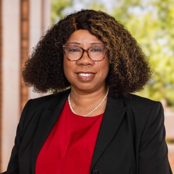 Kelly Washington portrait.