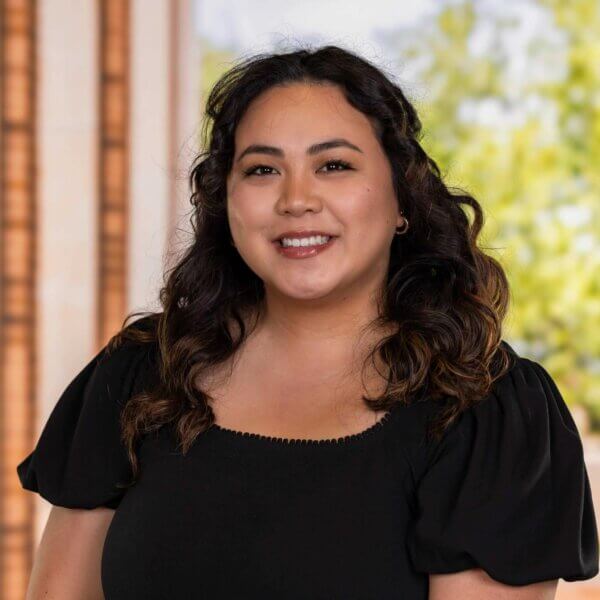 Shannon Que portrait.