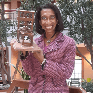 In 1993, Burns was ACU’s first woman and first African American to be awarded the Department of Journalism and Mass Communication Gutenberg Award for Distinguished Professional Achievement.