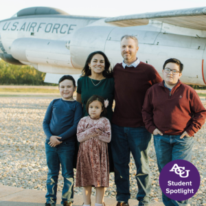 Rocio Toon smiling with family