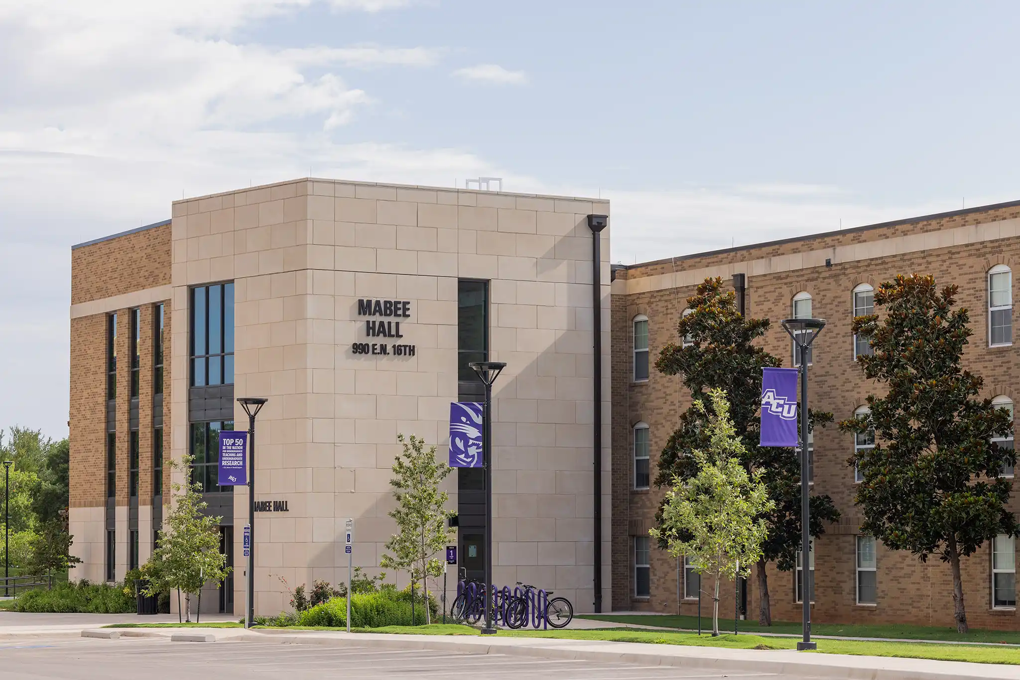 Mabee Hall exterior.