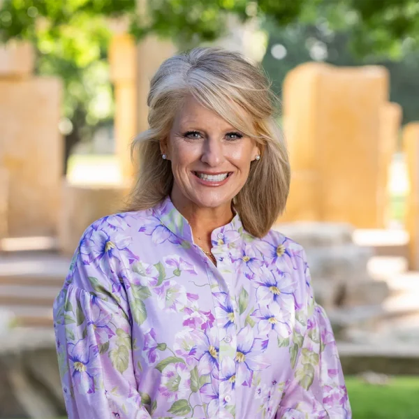 Portrait of Suzanne Burk.