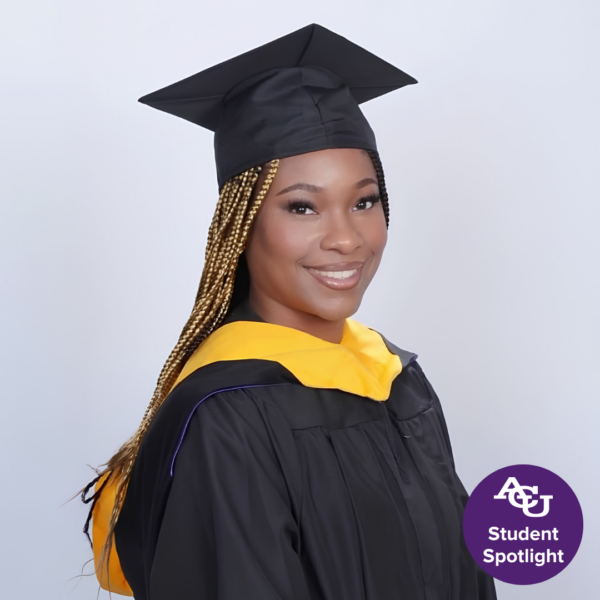 Alexa Lumpkin graduation headshot